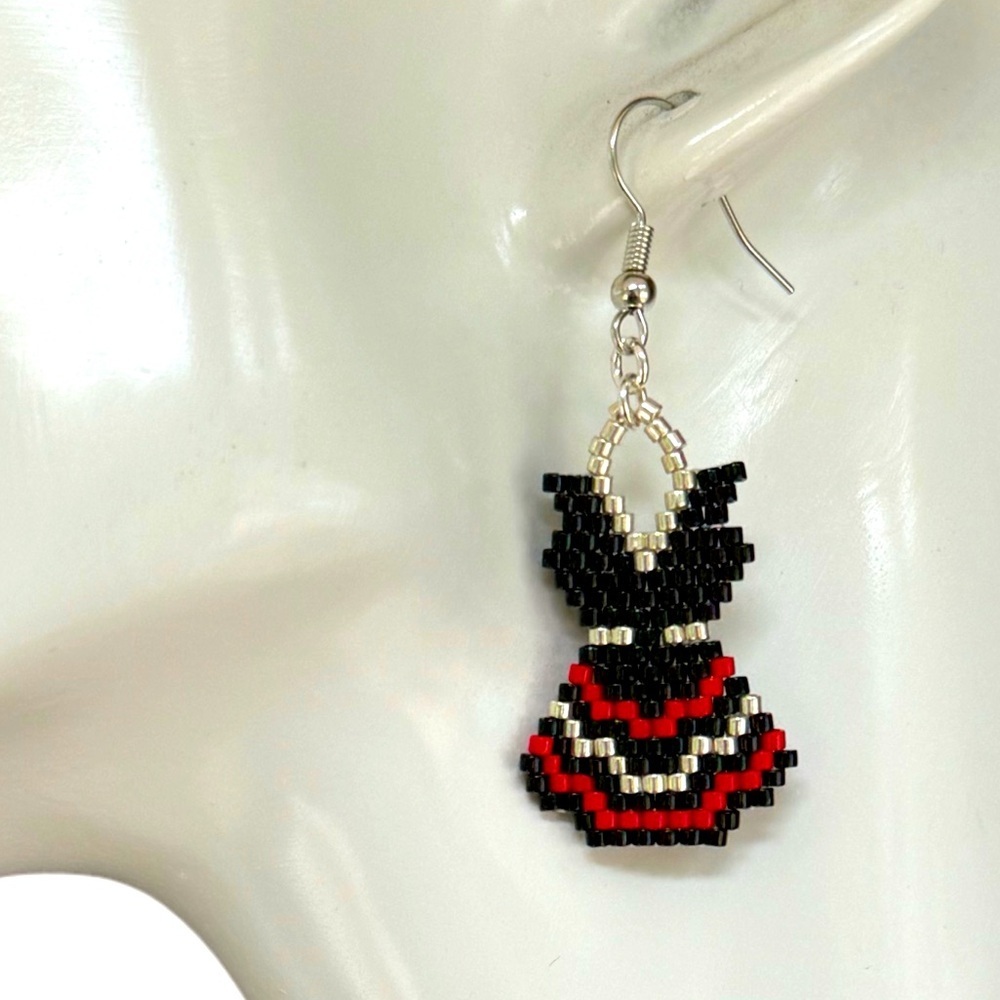 Adorable handcrafted handwoven beaded can-can frilly dance dress drop earrings - Picture 3 of 5